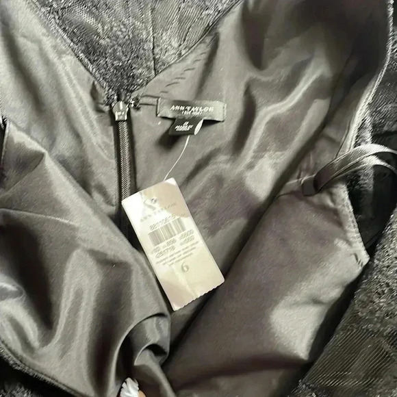 Ann Taylor little black sleeveless dress size 6 NWT - Picture 5 of 5